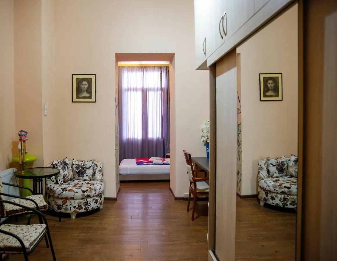 Apartment On Chubinashvili 30 Tbilisi
